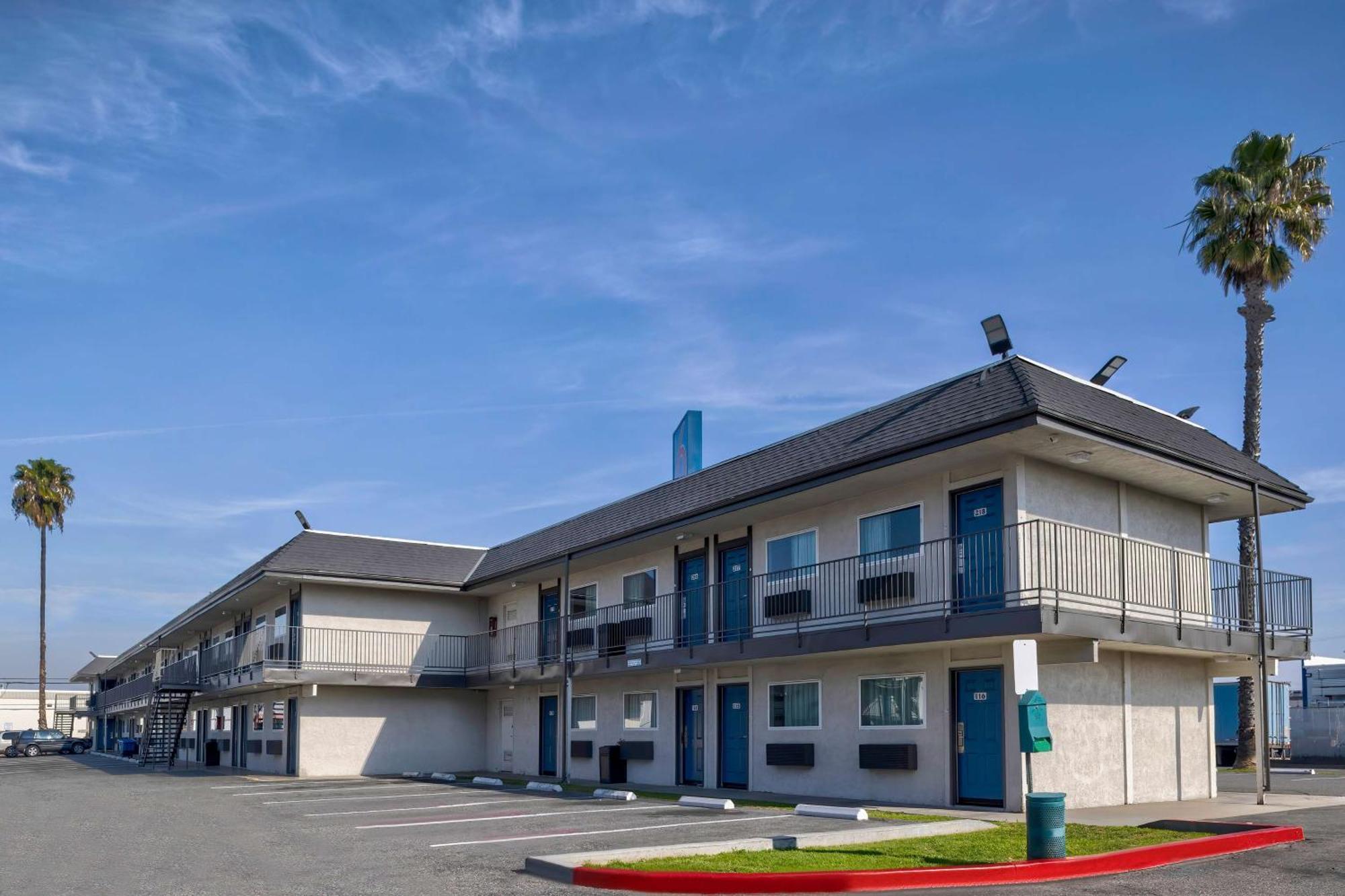 Motel 6-Anaheim, Ca - Fullerton East Bagian luar foto