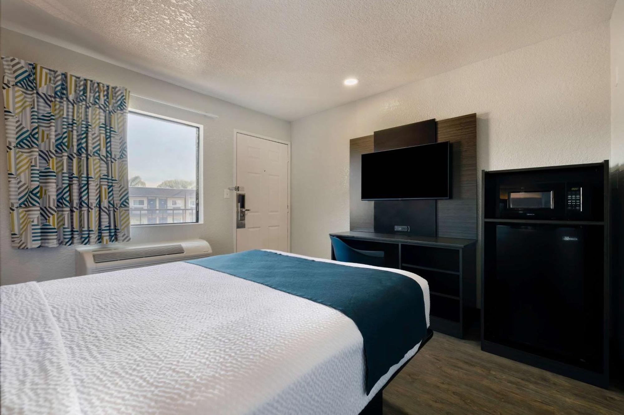 Motel 6-Anaheim, Ca - Fullerton East Bagian luar foto