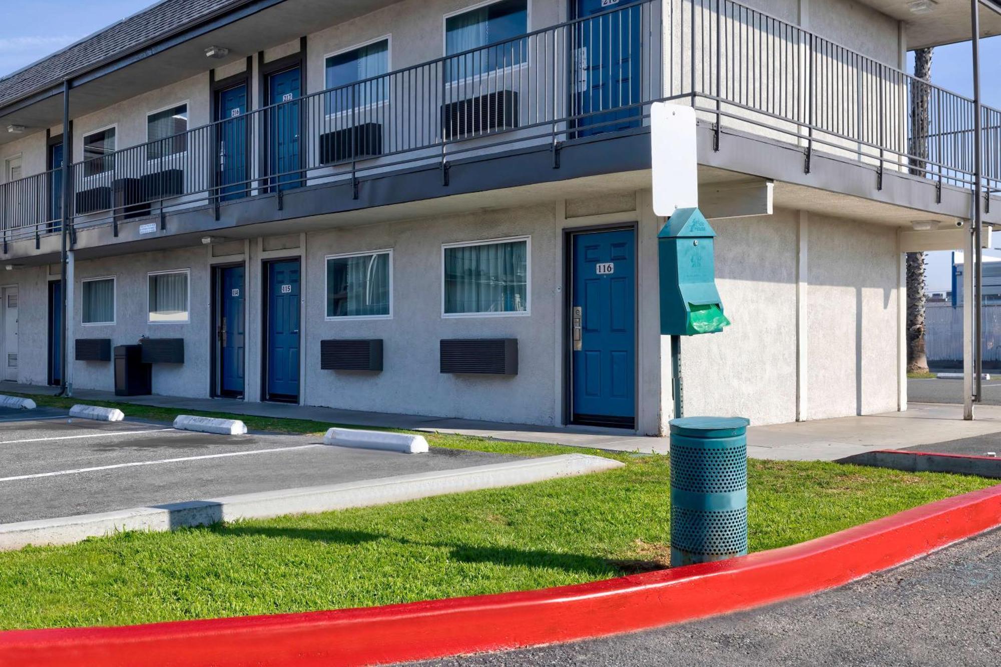 Motel 6-Anaheim, Ca - Fullerton East Bagian luar foto