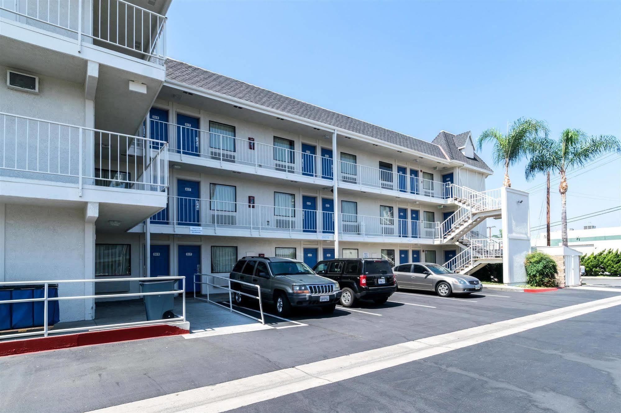 Motel 6-Anaheim, Ca - Fullerton East Bagian luar foto