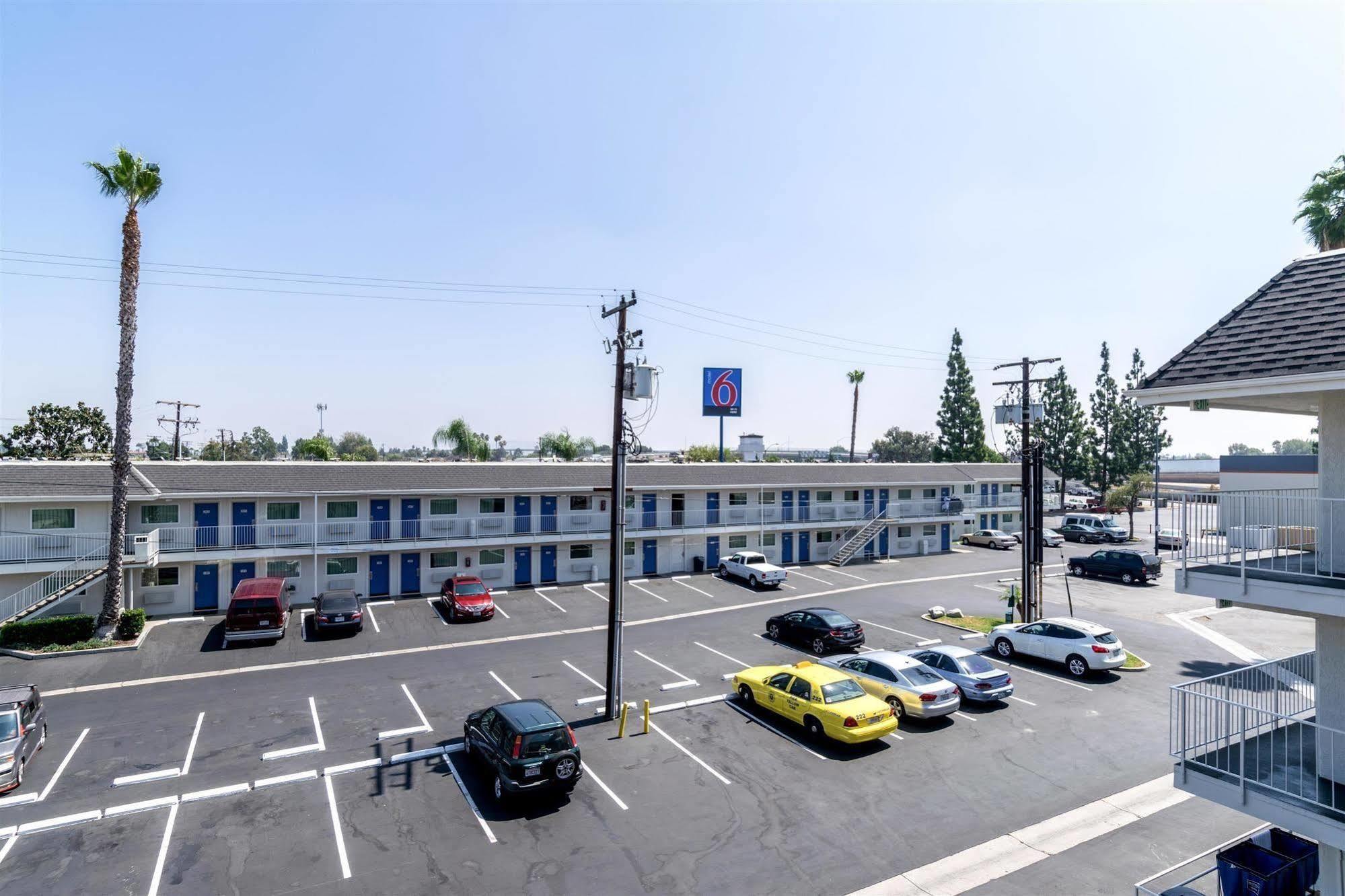 Motel 6-Anaheim, Ca - Fullerton East Bagian luar foto