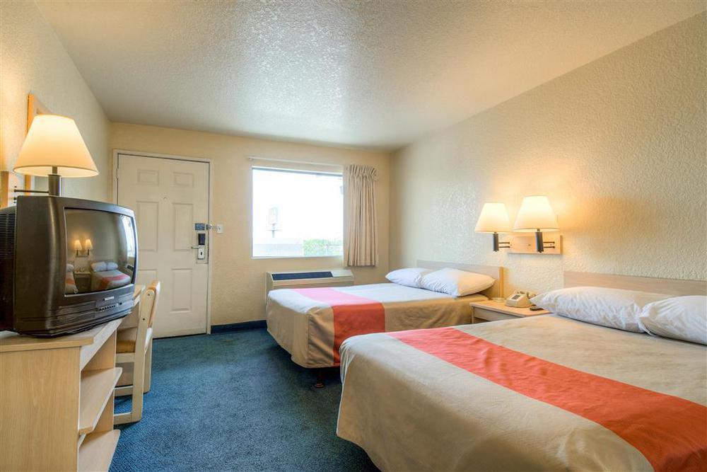 Motel 6-Anaheim, Ca - Fullerton East Ruang foto